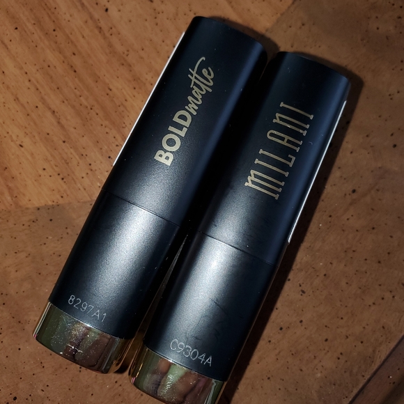 Milani Other - Bundle #21 2 piece milani lipsticks new